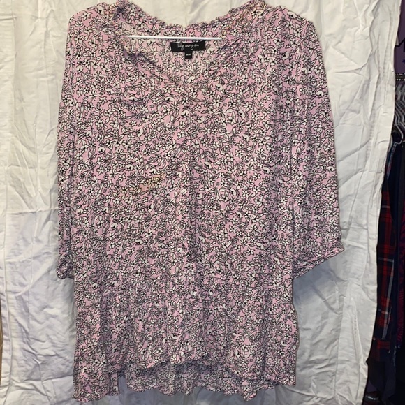 Floral print shirt, flowy lilly Morgan size m - Picture 1 of 5